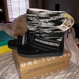 Toms Nepal Boots